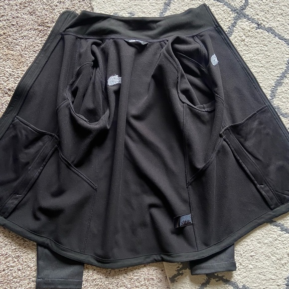 The North Face Soft Shell Jacket - Picture 3 of 10